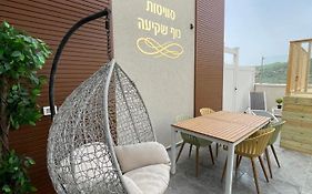 סוויטות נוף שקיעה פקיעין החדשה